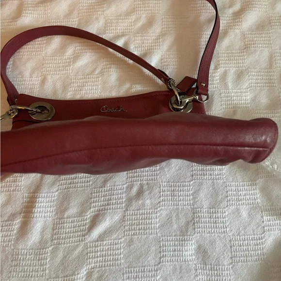 Coach Leather Shoulder Bag - Picture 6 of 8
